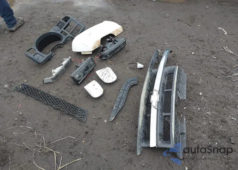 2000 Chevrolet S-10 Ls from USA, damaged, VIN 1GCCS19W5Y8184918